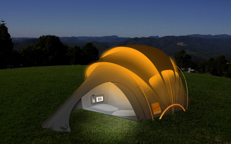Illustration for article titled Tent Leeches Solar Power While Campers Leech Your Wi-Fi